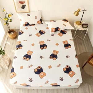 White And Taddy Print Bedsheet set